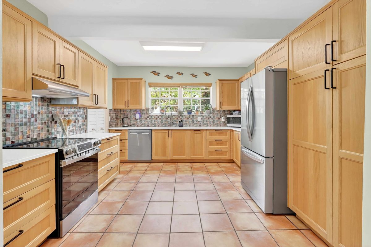 RealtyFrame.com_5240
