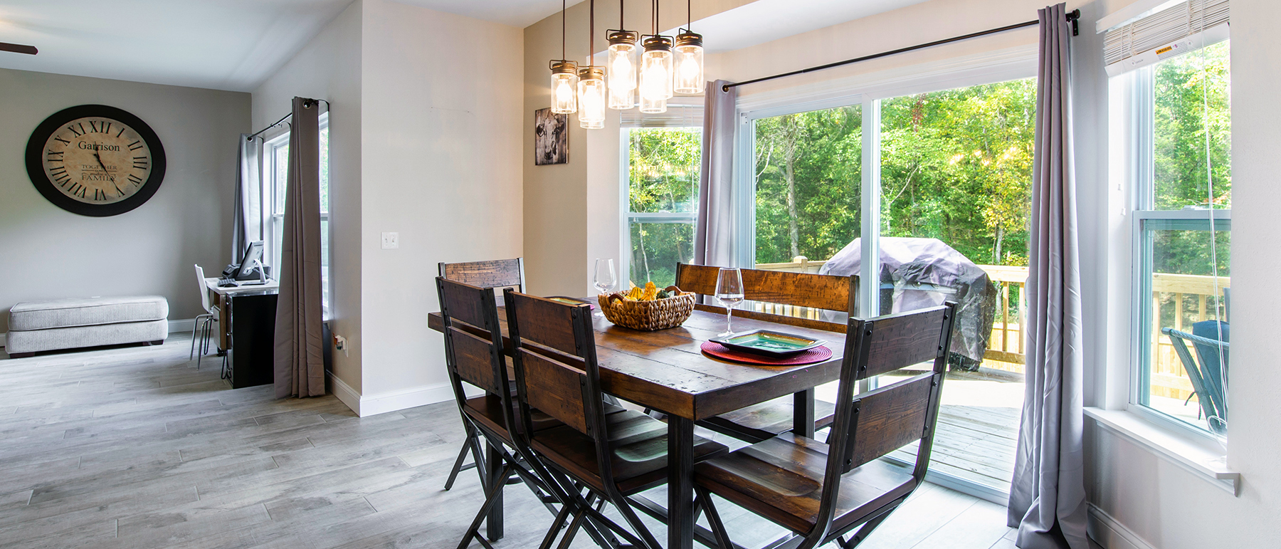 chairs-contemporary-curtains-1766513 web