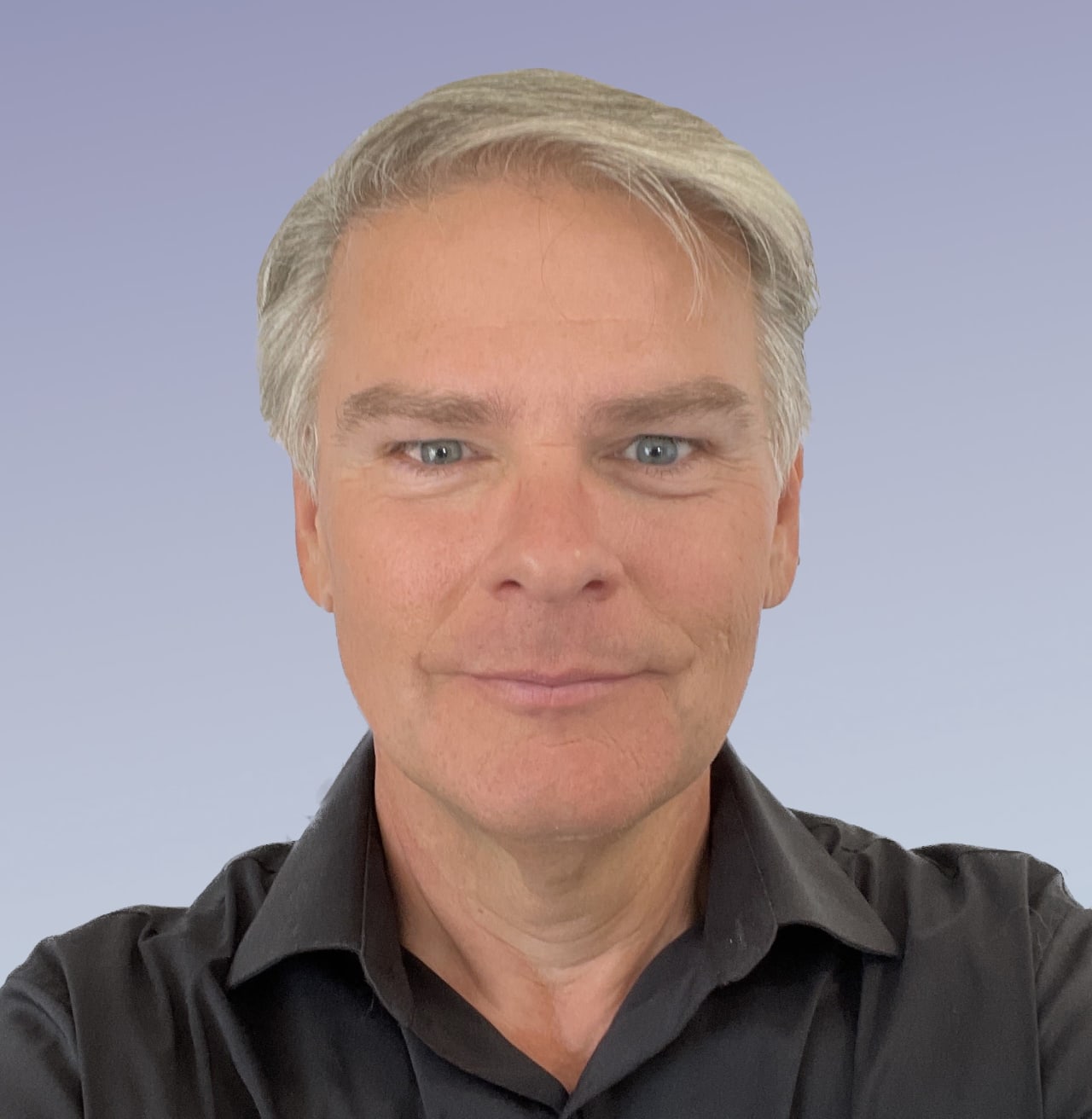 seb-headshot-2022-08