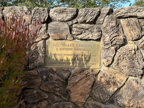 day-valley-cemetery-landmark-1600w