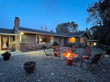day-valley-house