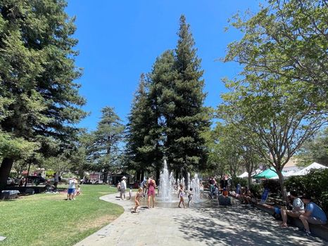 los-gatos-plaza-park