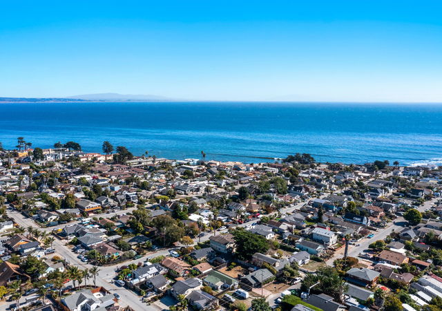 pleasure-point-drone-shot
