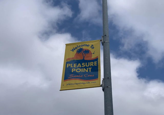 pleasure-point-street-sign
