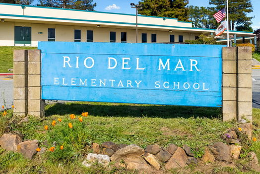 rio-del-mar-elementary-school-sign