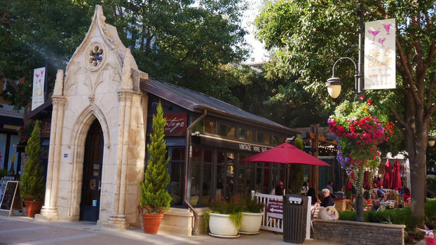 santana-row-vintage-wine-bar-2