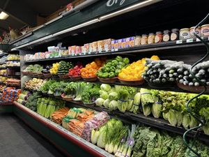 Summit Store Produce