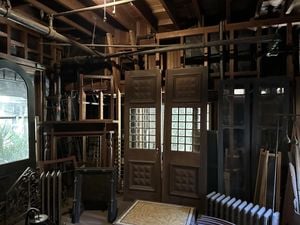 winchester-mystery-house-interior-04-2