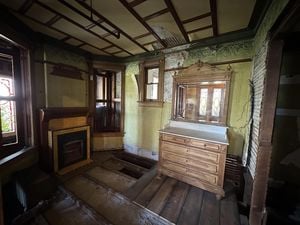 winchester-mystery-house-interior-65-2