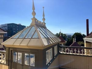 winchester-mystery-house-interior-69-2