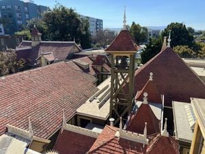 winchester-mystery-house-interior-74-2