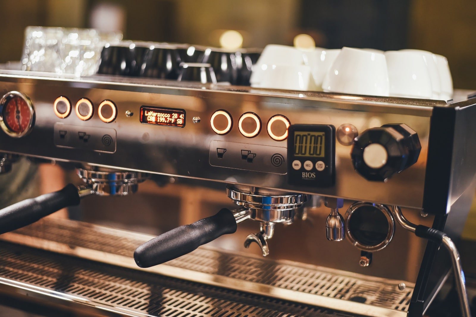 coffee-shop-espresso-machine