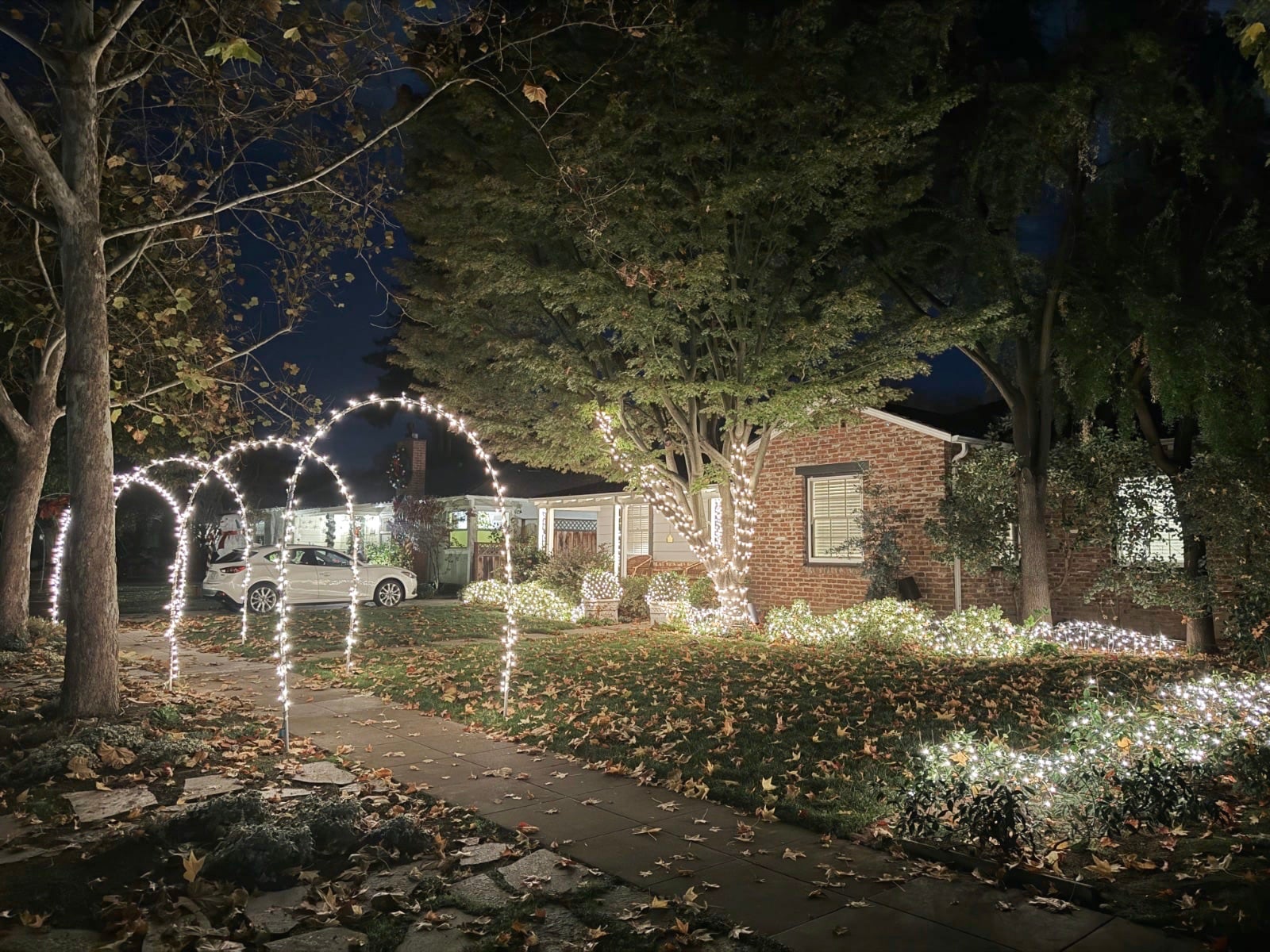 The glen christmas shopping hours