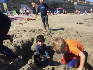 capitola-beach-kids-sand