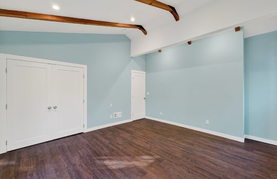 520-026_026_rt_09623_560-2