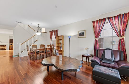 01-lr-022_rt_03789_395