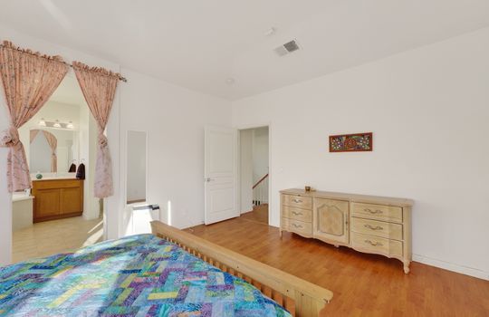 12-mbr-040_rt_03925_426