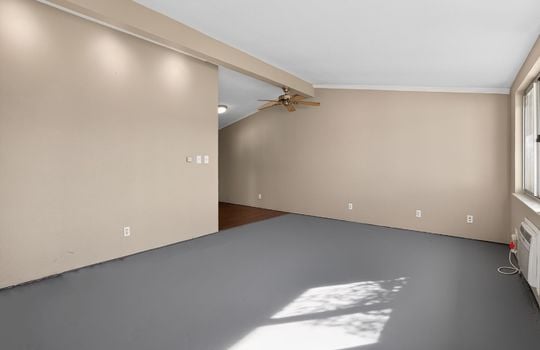 110-10_3354_Ronald_Way_Concord_CA_94519_USA-Living_room-A7400001