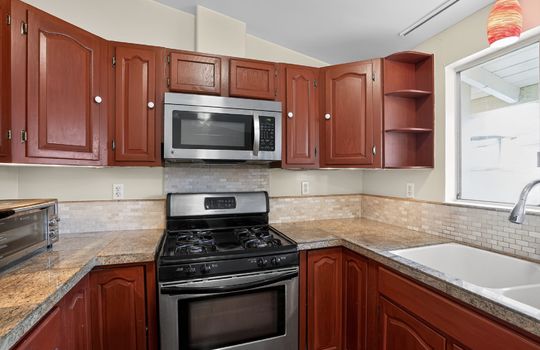 320-18_3354_Ronald_Way_Concord_CA_94519_USA-Kitchen-A7400012