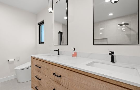 029-a-055_dsc07542_554