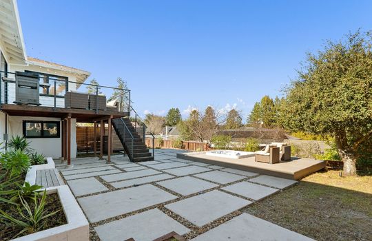 041-a-072_dsc07697_800