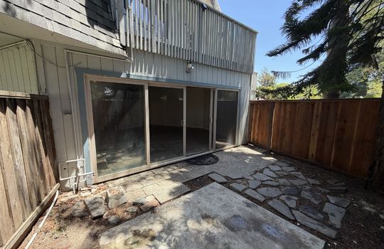 810-patio