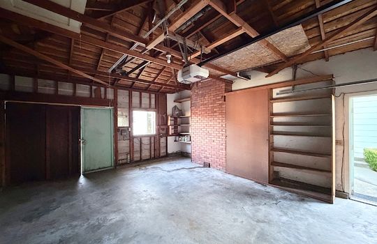 300-garage