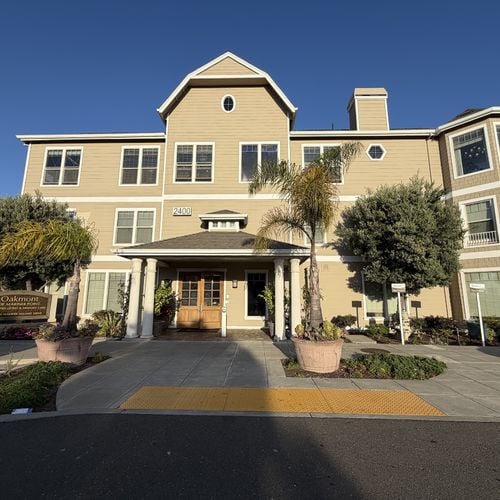 Oakmont of Mariner Point in Alameda: 2026 Costs, Care and What Families Should Know