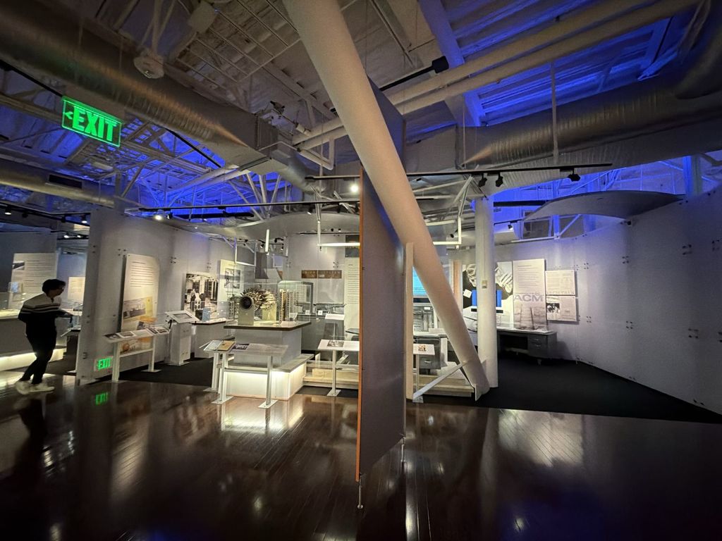 Early computers gallery with UNIVAC system components and memory displays at the Computer History Museum in Mountain View