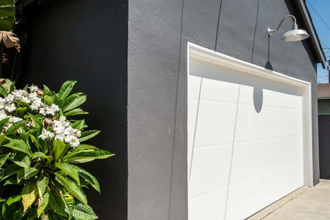 5617 Ashworth Street Photos (12)