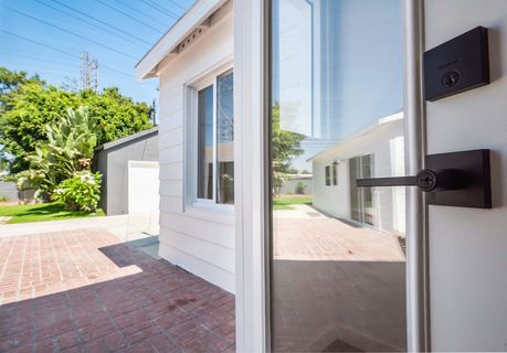 5617 Ashworth Street Photos (16)