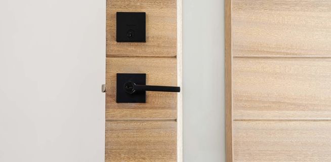 5617 Ashworth Street Photos (17)