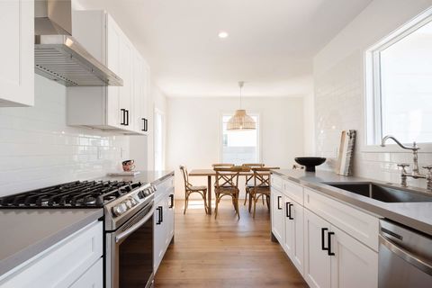 5617 Ashworth Street Photos (38)