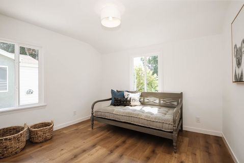 5617 Ashworth Street Photos (55)