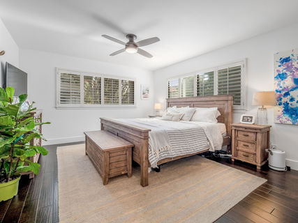 28SantaCruzInterior-25