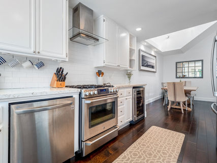 28SantaCruzInterior-30