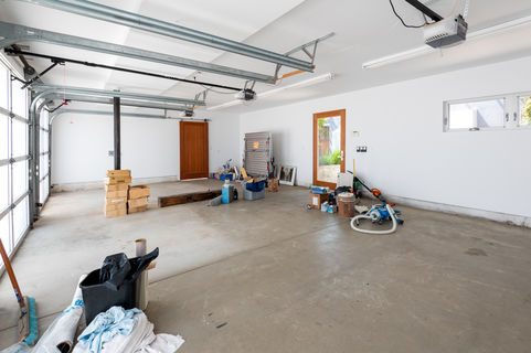 905 E Pine ES-7801369