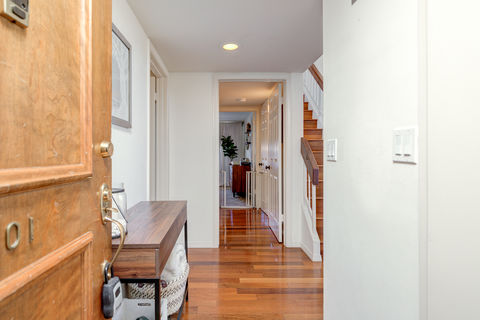 2323 S Bentley #301-11