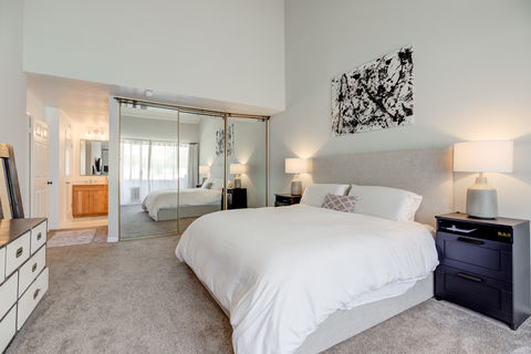 2323 S Bentley #301-16