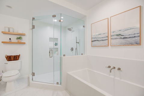 2323 S Bentley #301-20