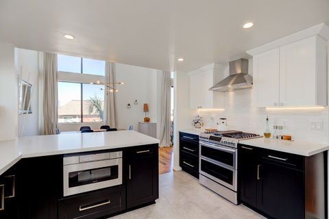 2323 S Bentley #301-43