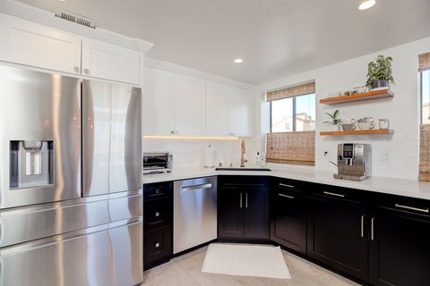 2323 S Bentley #301-45