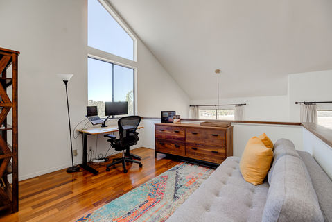 2323 S Bentley #301-50