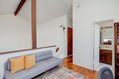 2323 S Bentley #301-54