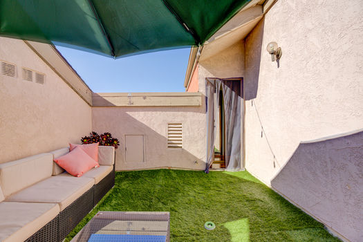 2323 S Bentley #301-59