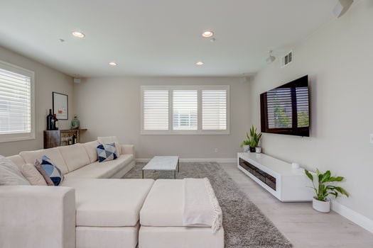 13024 Union Ave #302-16