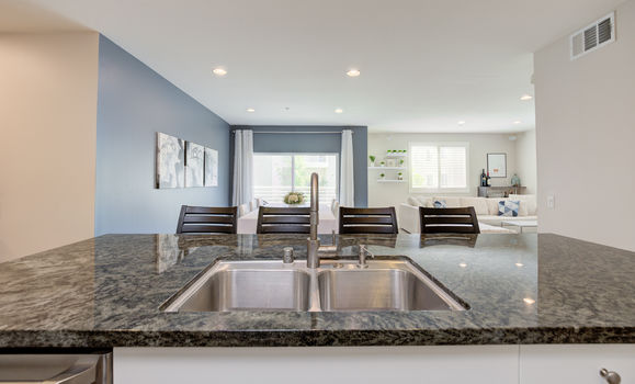 13024 Union Ave #302-6