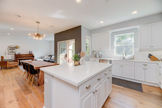 13080 Pacific Promenade 302-17