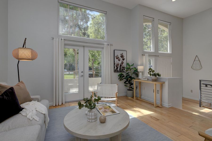 13200 Pacific Promenade-14