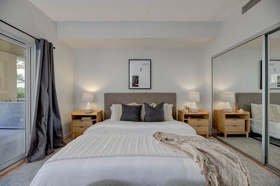 13200 Pacific Promenade-42